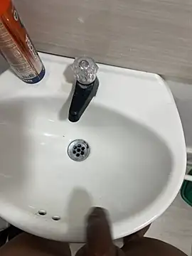 el animal16 online show from April 2026 06:10:02 PM