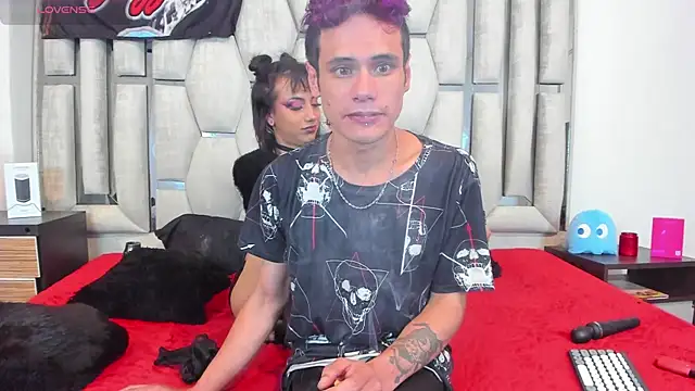 karlaandmatt online show from July 2026 06:25:02 AM