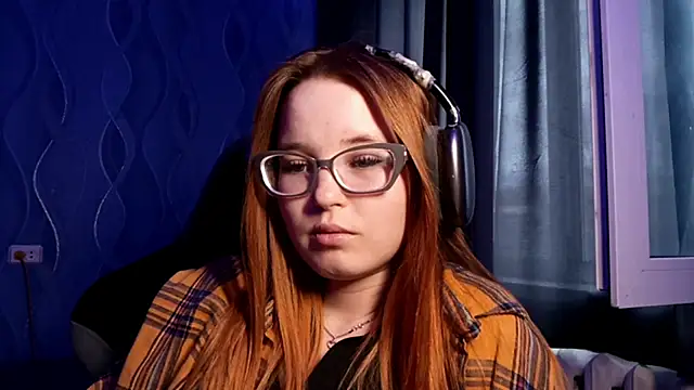 Sheriscute online show from April 2026 01:17:02 PM