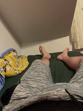 fragdemiere online show from April 2026 09:21:01 PM