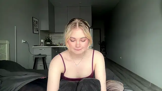 kirtova  online show from April 2026 11:25:01 AM