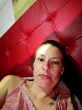 Snapshot of Hildaqii chatting on June 2026 07:52:02 PM Hildaqii online show from June 2026 07:52:02 PM