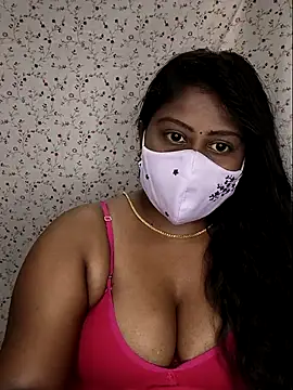 Romantic Woman online show from May 2026 06:26:02 PM