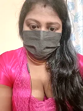 Romantic Woman online show from April 2026 02:08:01 PM