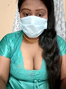 Romantic Woman online show from April 2026 01:50:01 PM