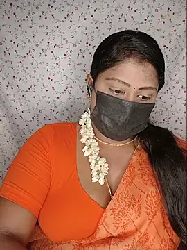 Snapshot of Romantic_Woman chatting on July 2026 06:27:02 PM Romantic Woman online show from July 2026 06:27:02 PM