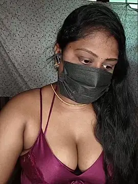 Romantic Woman online show from May 2026 06:56:02 AM