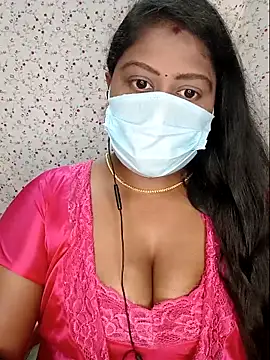 Romantic Woman online show from May 2026 06:44:02 PM