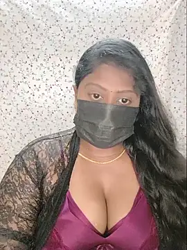 Romantic Woman online show from May 2026 06:50:01 PM