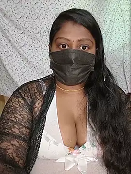 Romantic Woman online show from May 2026 10:56:01 AM