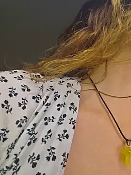 Snapshot of CelineBoyer_ chatting on June 2026 08:58:01 PM CelineBoyer online show from June 2026 08:58:01 PM