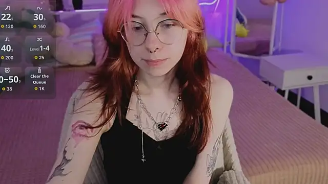 Snapshot of Alice_Nyx chatting on May 2026 08:53:02 PM Alice Nyx online show from May 2026 08:53:02 PM