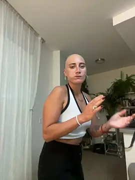 zensorial online show from April 2026 08:10:02 PM