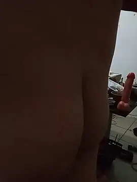 eroos twink online show from February 2026 06:26:01 AM