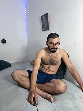 Snapshot of big_bearman chatting on July 2026 05:31:01 PM big bearman online show from July 2026 05:31:01 PM