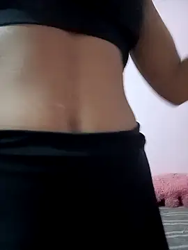 MANSI HORNI86 online show from April 2026 10:10:01 AM