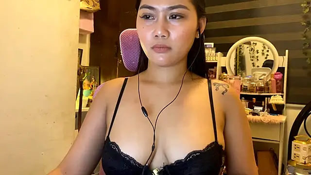 GlindaDejardin online show from June 2026 02:23:02 AM