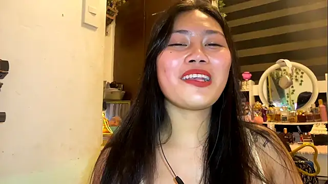 GlindaDejardin online show from April 2026 05:17:02 PM