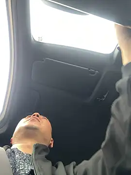 DONGBEIDIYIYINWA online show from April 2026 07:04:01 AM