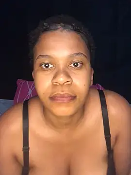 BabyyCakessX online show from April 2026 02:43:01 PM