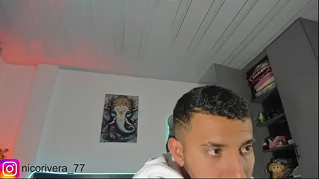 Emma Nico online show from April 2026 05:32:02 AM