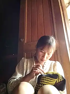 Snapshot of Yo-must chatting on April 2026 02:48:01 AM Yo-must online show from April 2026 02:48:01 AM