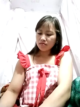 Snapshot of Yo-must chatting on April 2026 08:28:02 PM Yo-must online show from April 2026 08:28:02 PM