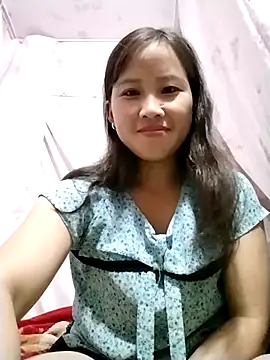 Snapshot of Yo-must chatting on May 2026 11:04:01 AM Yo-must online show from May 2026 11:04:01 AM
