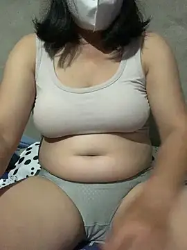 Snapshot of candy-beo chatting on June 2026 01:07:02 AM candy-beo online show from June 2026 01:07:02 AM