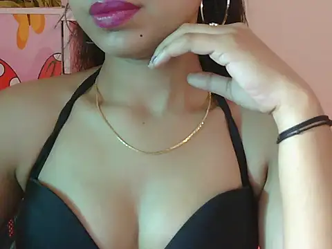 Snapshot of sweet_rashi chatting on April 2026 03:57:02 AM sweet rashi online show from April 2026 03:57:02 AM