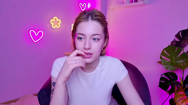 Snapshot of AmeliaCarterr chatting on April 2026 02:51:02 AM AmeliaCarterr online show from April 2026 02:51:02 AM