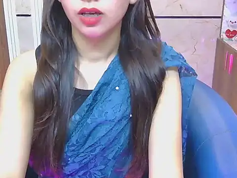 Snapshot of sweeet-Doll chatting on April 2026 05:03:01 AM sweeet-Doll online show from April 2026 05:03:01 AM