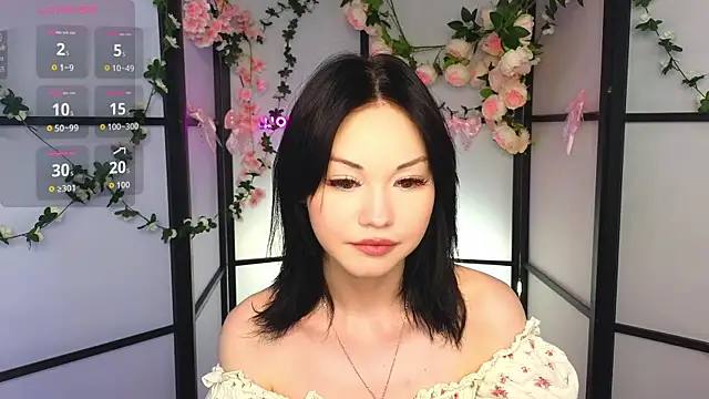 Snapshot of LilySparkls chatting on May 2026 12:36:01 PM LilySparkls online show from May 2026 12:36:01 PM