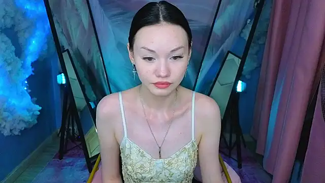Snapshot of LilySparkls chatting on May 2026 12:53:01 PM LilySparkls online show from May 2026 12:53:01 PM