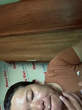   Evelyn   online show from May 2026 01:21:02 AM