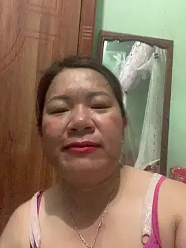   Evelyn   online show from May 2026 01:44:01 PM