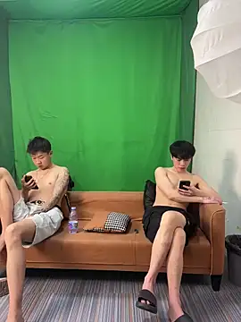 wxh8866 online show from April 2026 04:46:01 AM