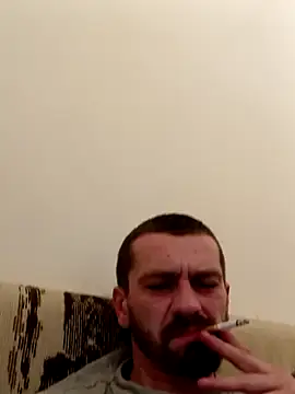 jozsi1995 online show from April 2026 08:02:01 PM