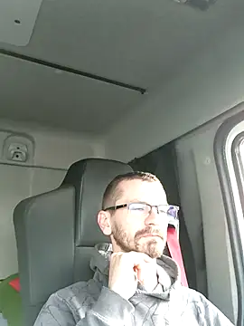 jozsi1995 online show from April 2026 05:36:01 AM