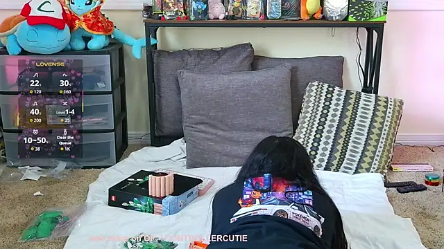 Controllercutie online show from May 2026 02:58:02 PM