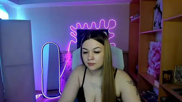 AmeliePeach online show from April 2026 04:59:01 AM