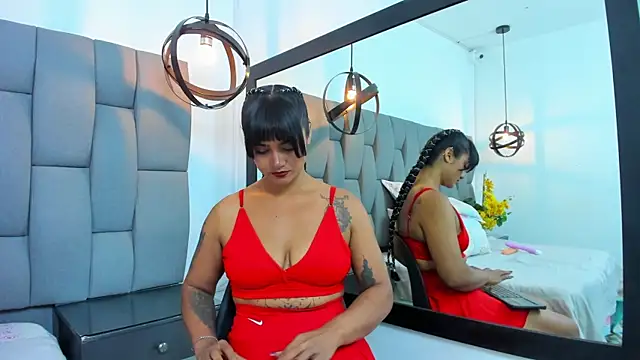 Samanthaciro online show from April 2026 01:03:01 PM