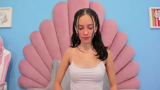 Snapshot of skinny_abby chatting on April 2026 03:13:01 AM skinny abby online show from April 2026 03:13:01 AM