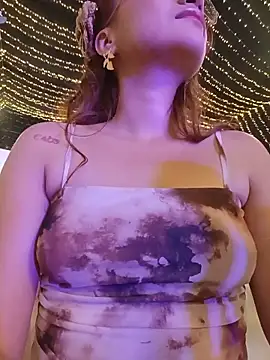 Leticia Hinkley  online show from May 2026 01:38:02 AM