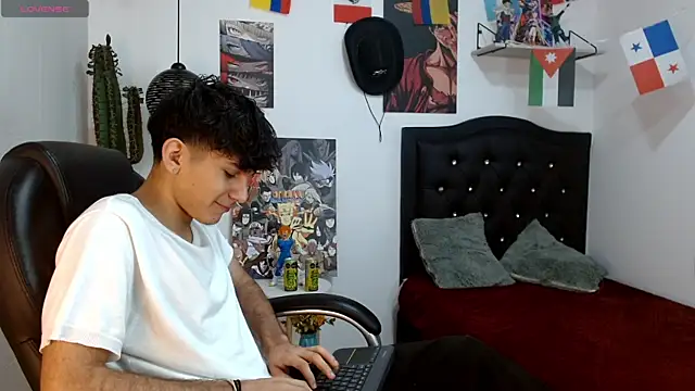 Snapshot of billy_wild chatting on July 2026 12:04:02 PM billy wild online show from July 2026 12:04:02 PM