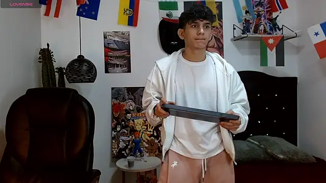 Snapshot of billy_wild chatting on July 2026 11:43:01 AM billy wild online show from July 2026 11:43:01 AM