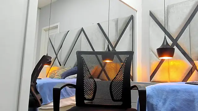 NohaBrooks online show from April 2026 11:55:01 AM