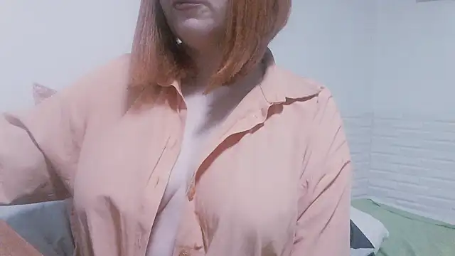 SimplyMaria777 online show from April 2026 06:43:01 PM