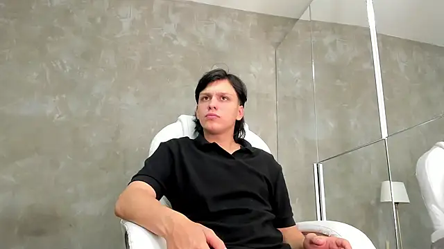 Thiago klein online show from May 2026 11:59:01 AM
