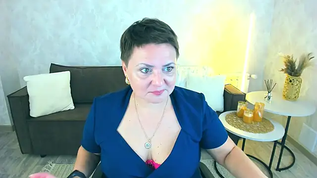AnnaCorlane online show from May 2026 03:32:01 AM